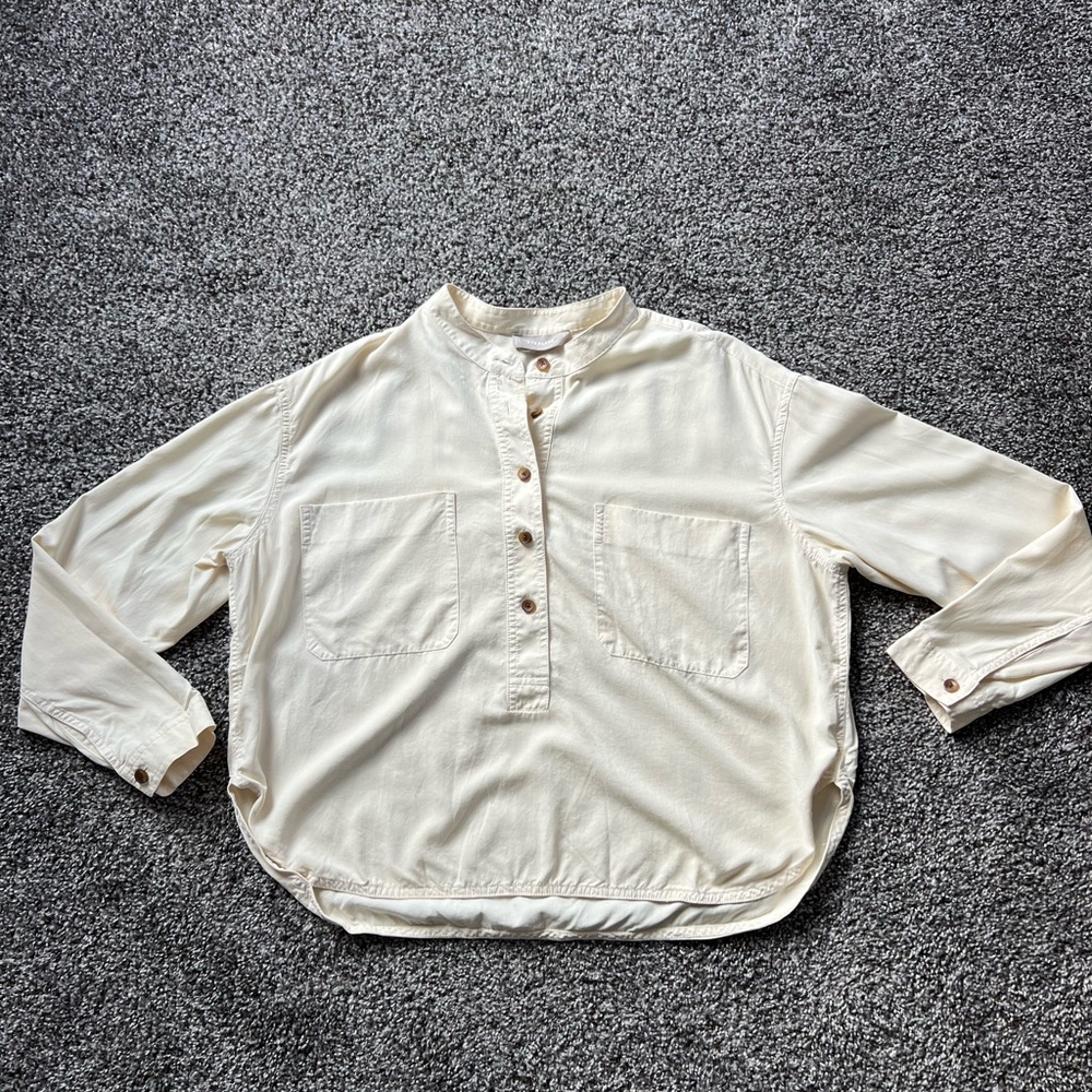 Everlane Off-White Button-Up Shirt